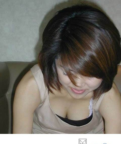 李湘浓艳自拍胸大惊人