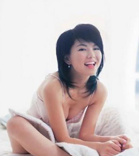 李湘浓艳自拍胸大惊人