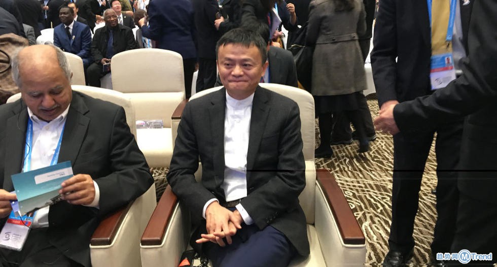 世界互联网大会大佬近照 丁磊找厕所被问自带猪肉吗