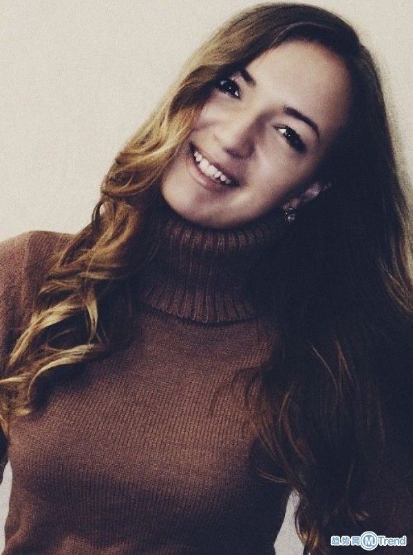 美女脱衣肉体乳香暖床创业受宅男追捧