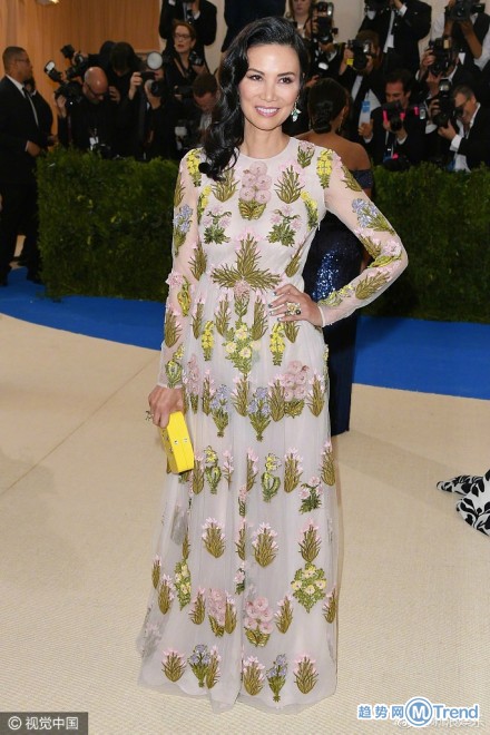 杨幂在Met Gala红毯的精彩亮相