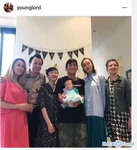 陈冠希女儿曝光 陈赫韩寒陈小春家娃娃比萌