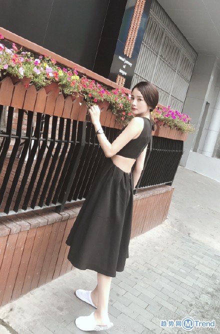 杨幂替身长得很像 卓享瑜被指脸皮厚