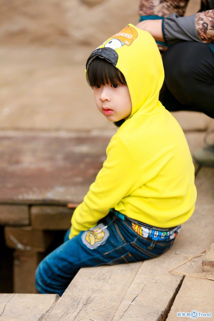 吴尊首曝老婆私照 neinei max超可爱照片