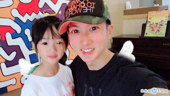 吴尊首曝老婆私照 neinei max超可爱照片