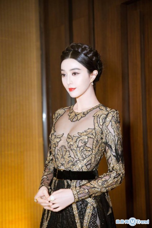 热点：范丞丞女友疑曝光 范冰冰现身泰国 欧阳娜娜P图露馅