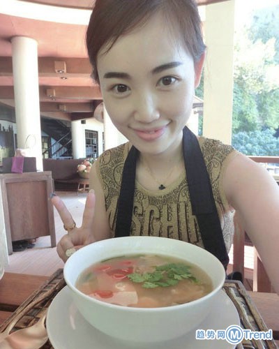 马蓉啪啪啪露点床 照比优衣库更火辣 杨慧在家安摄像头