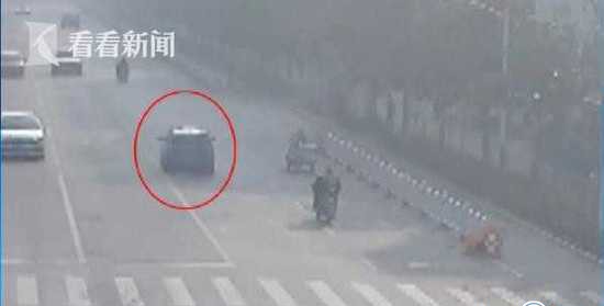 热点：舒淇自曝曾被嫌丑 3万放车顶撒一路 消费者质疑当当网