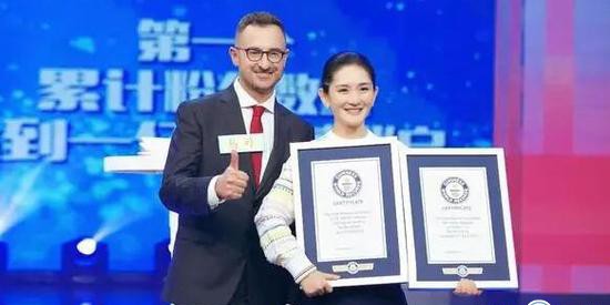 热点：夏洛特公主庆生日 谢娜创吉尼斯记录