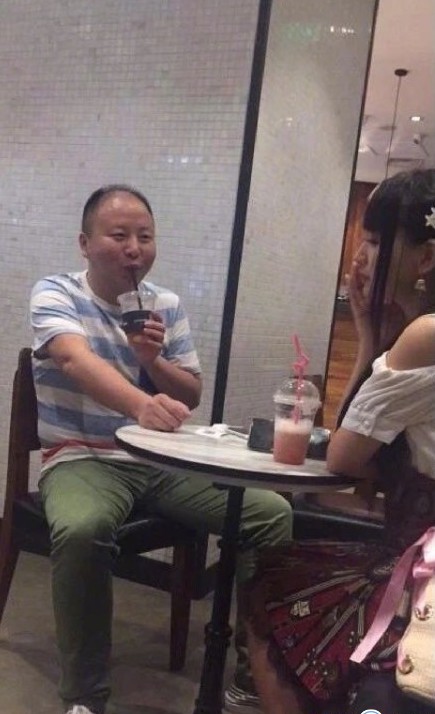 热点：快手收购A站 滴滴车费8343元