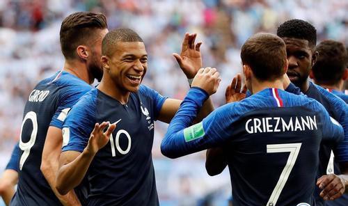 热点：姆巴佩球品太差？C罗告别信感人