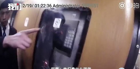 女孩砸高铁玻璃泄愤 原因竟是？