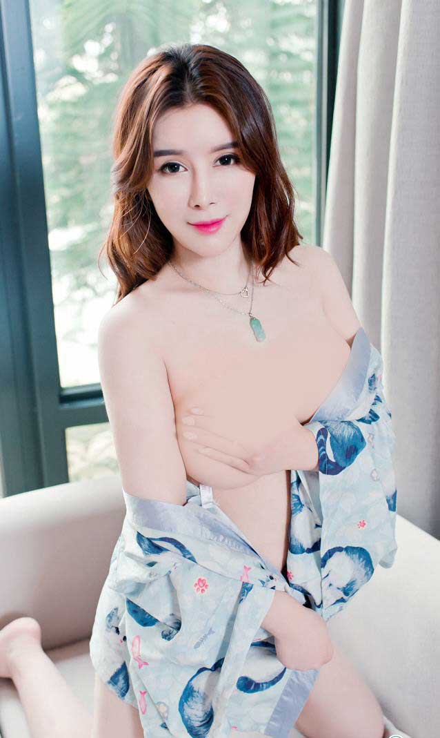 童颜巨乳徐cake徐嘉乐私照 VS G杯熟 女雪千寻露 乳照