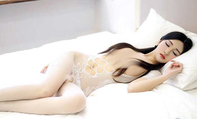 美胸嫩模沈梦瑶无圣光艳 照超清资源全套