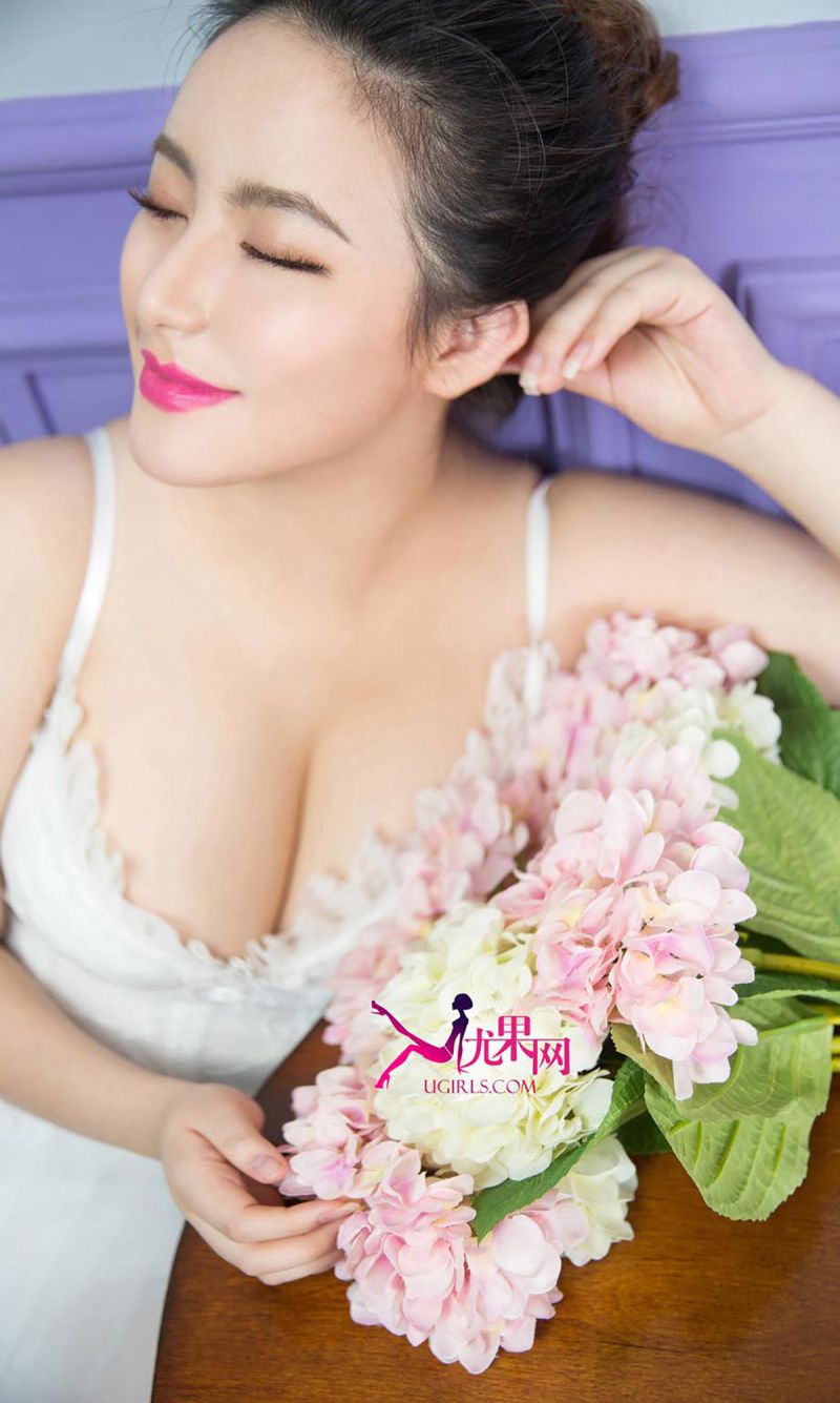 绝色 网红陈雅漫Vicky无光无遮私拍