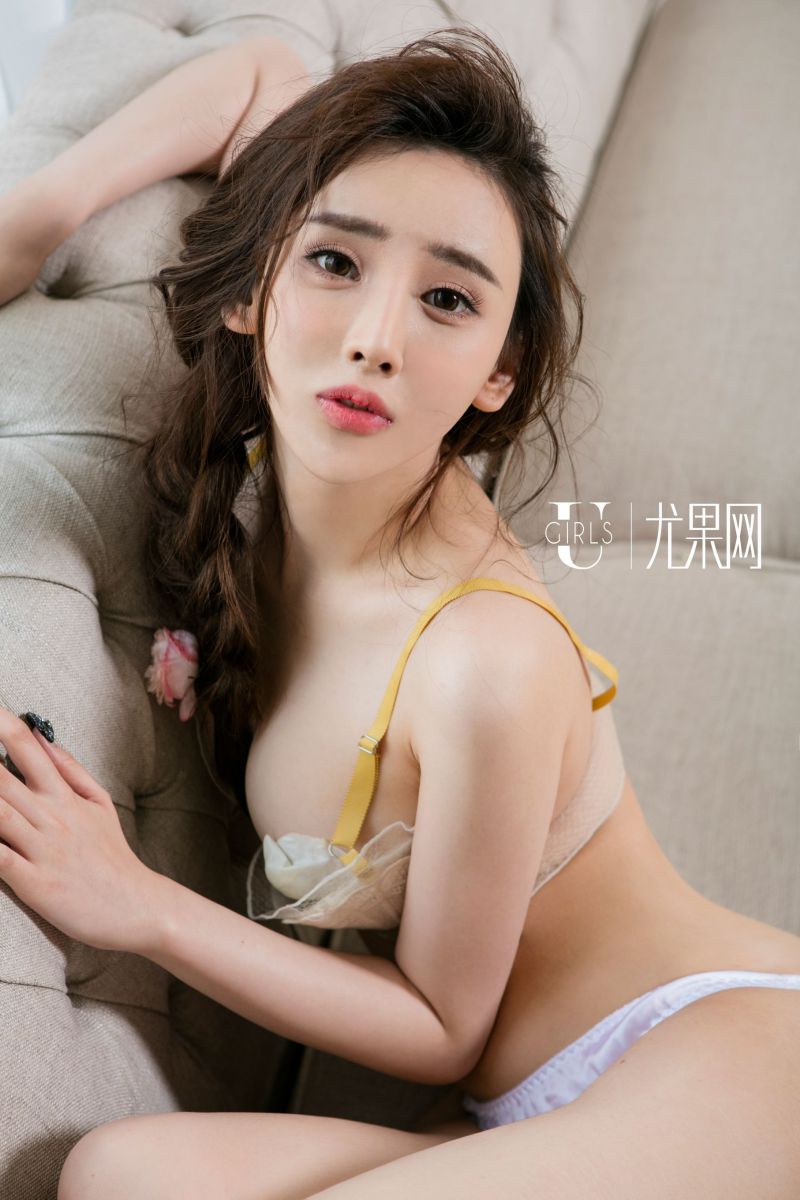 白嫩美人于思琪无删无遮套图
