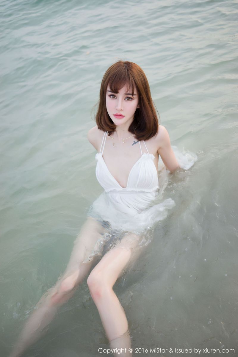 诱人女神青树半圣光图片福利