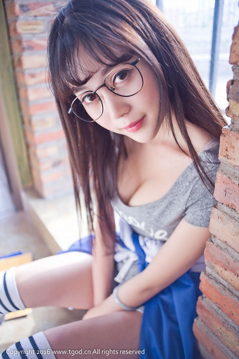 漂亮模特赵小米Kitty木有遮照片