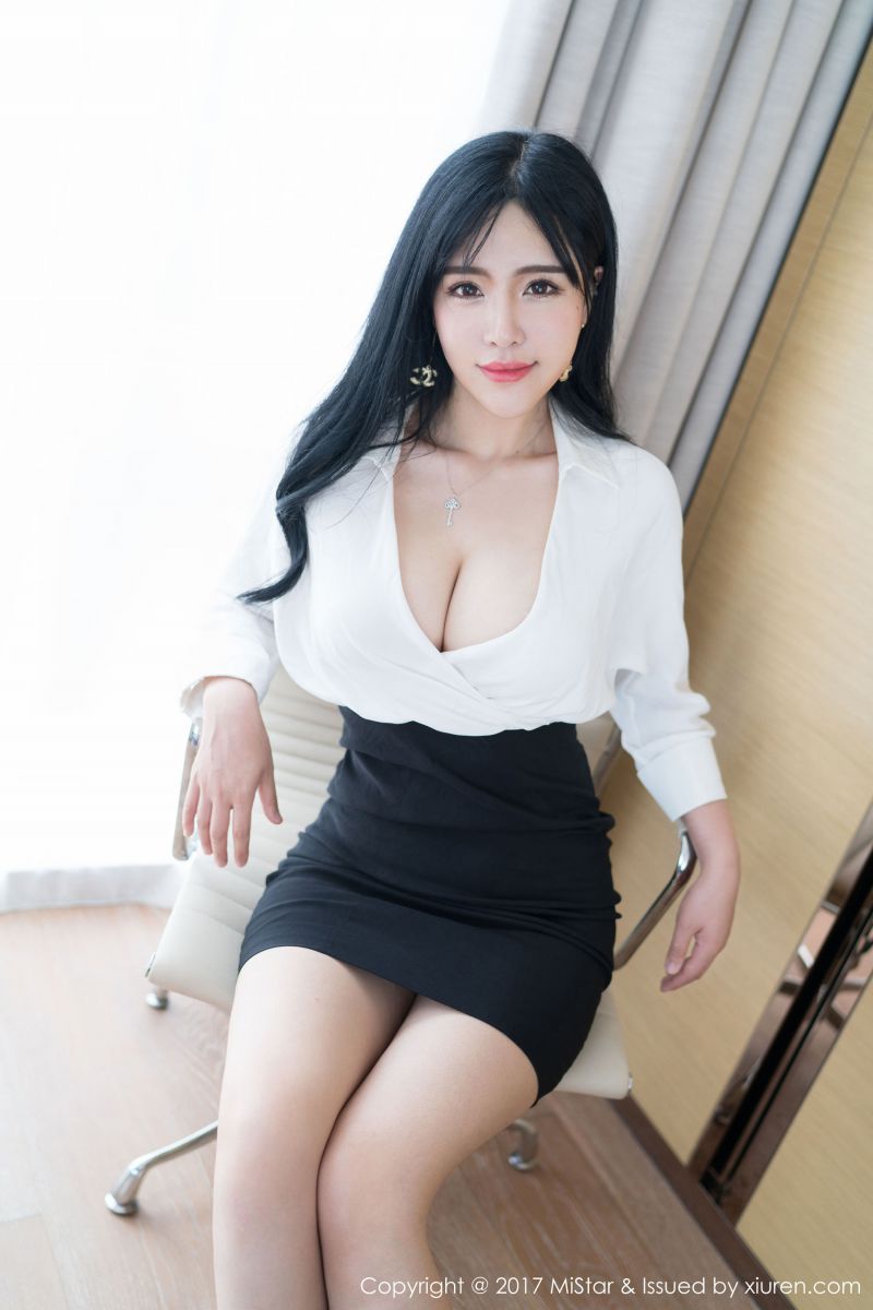 性感网红刘钰儿无遮挡生图