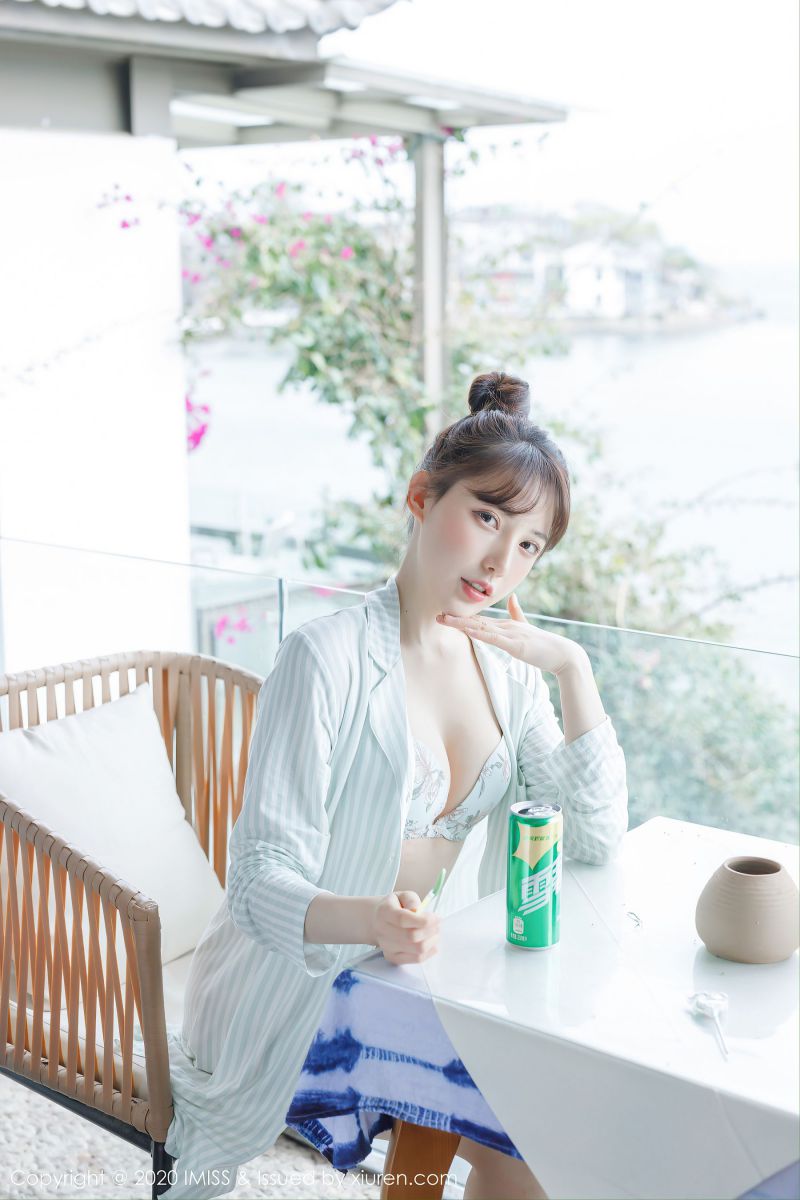 丰满网红刘奕宁Lynn无遮挡相册