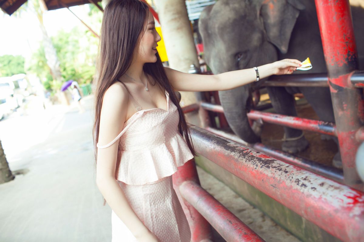 漂亮嫩模刘奕宁Lynn木有遮挡精选