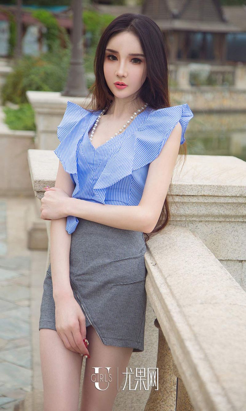 绝色 网红阿依努尔瓦娅无遮罩全集