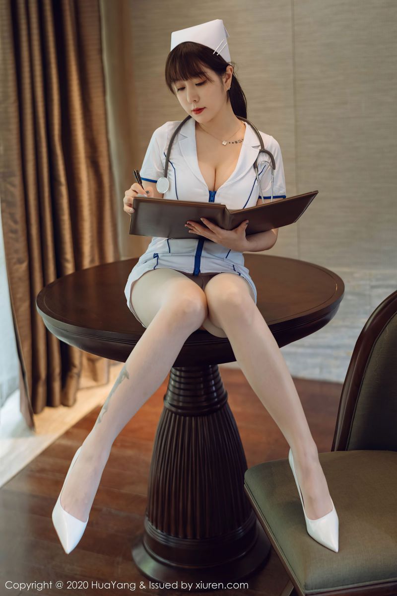 白嫩模特王雨纯无光无遮私拍照片