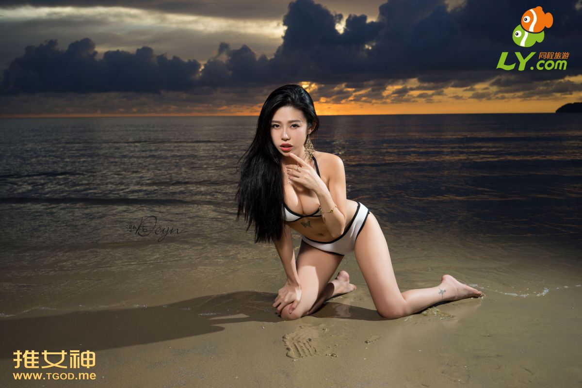 秀色 网红杨上萱无光无遮原图