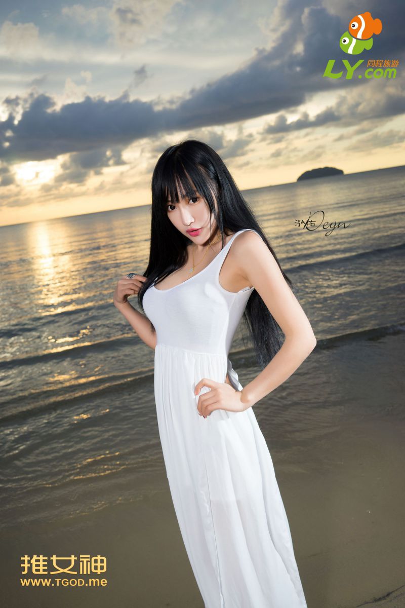 秀色 网红杨上萱无光无遮原图