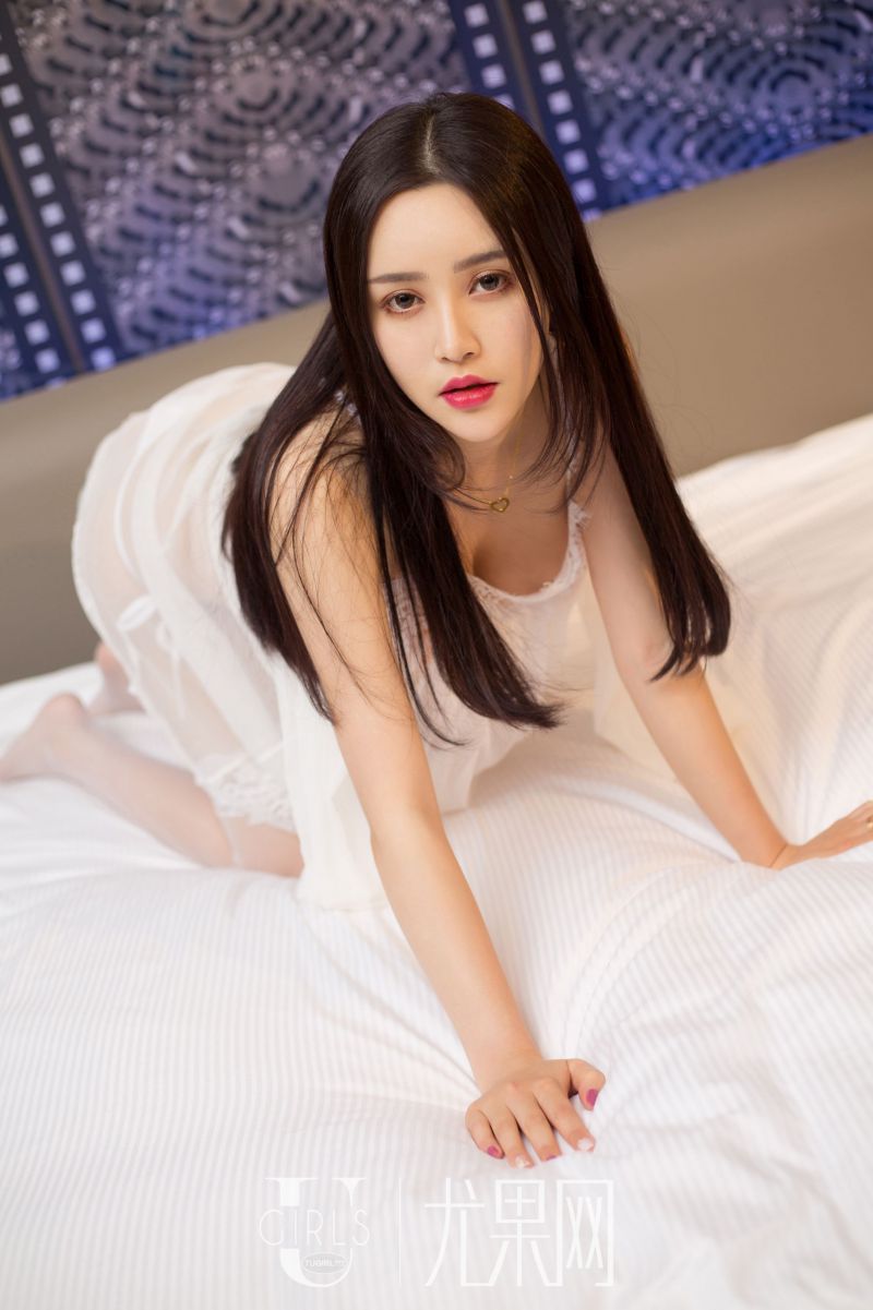 白嫩网红于梓馨无遮罩相册