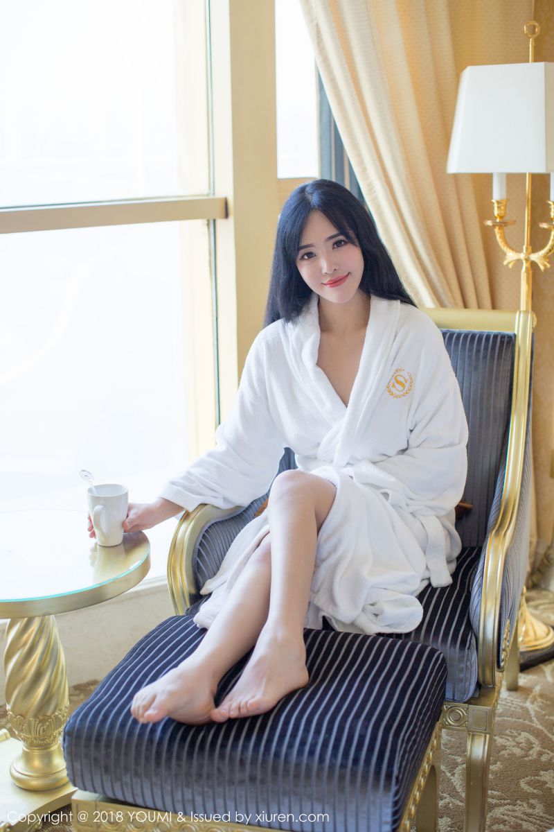 丰满佳丽刘钰儿半遮挡照片