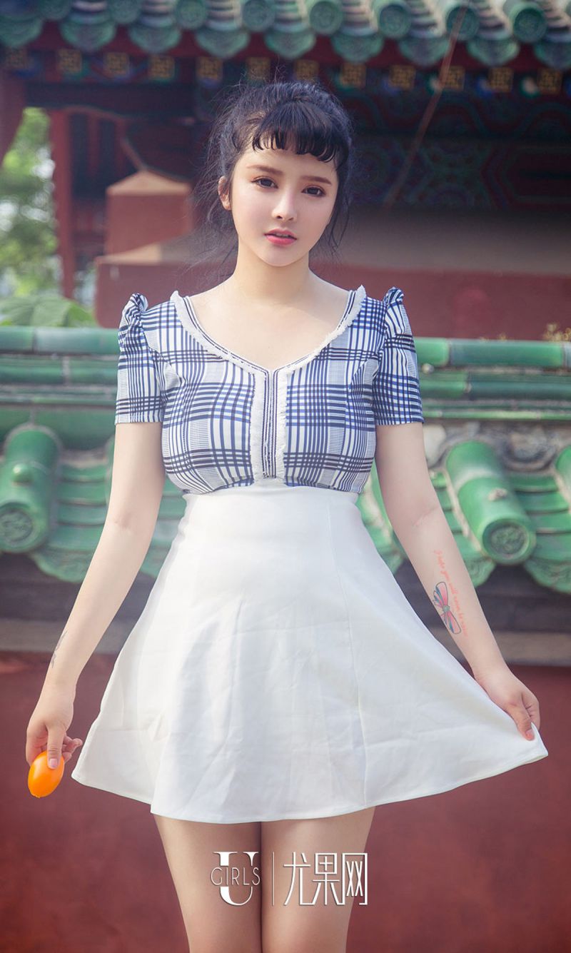 漂亮模特杨漫妮零圣光经典照片