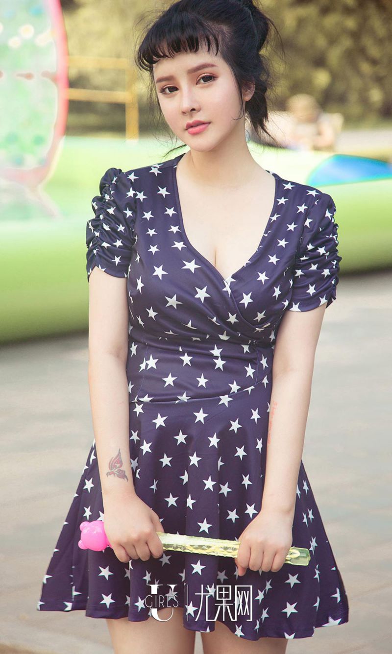 漂亮模特杨漫妮零圣光经典照片