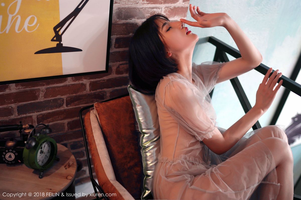 丰满美女阿朱半圣光经典照片