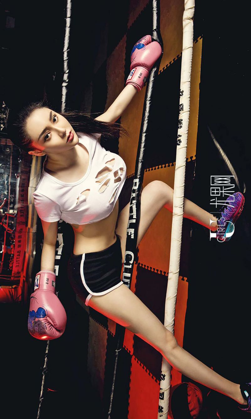 漂亮嫩模麦苹果Waiting无挡无遮照片