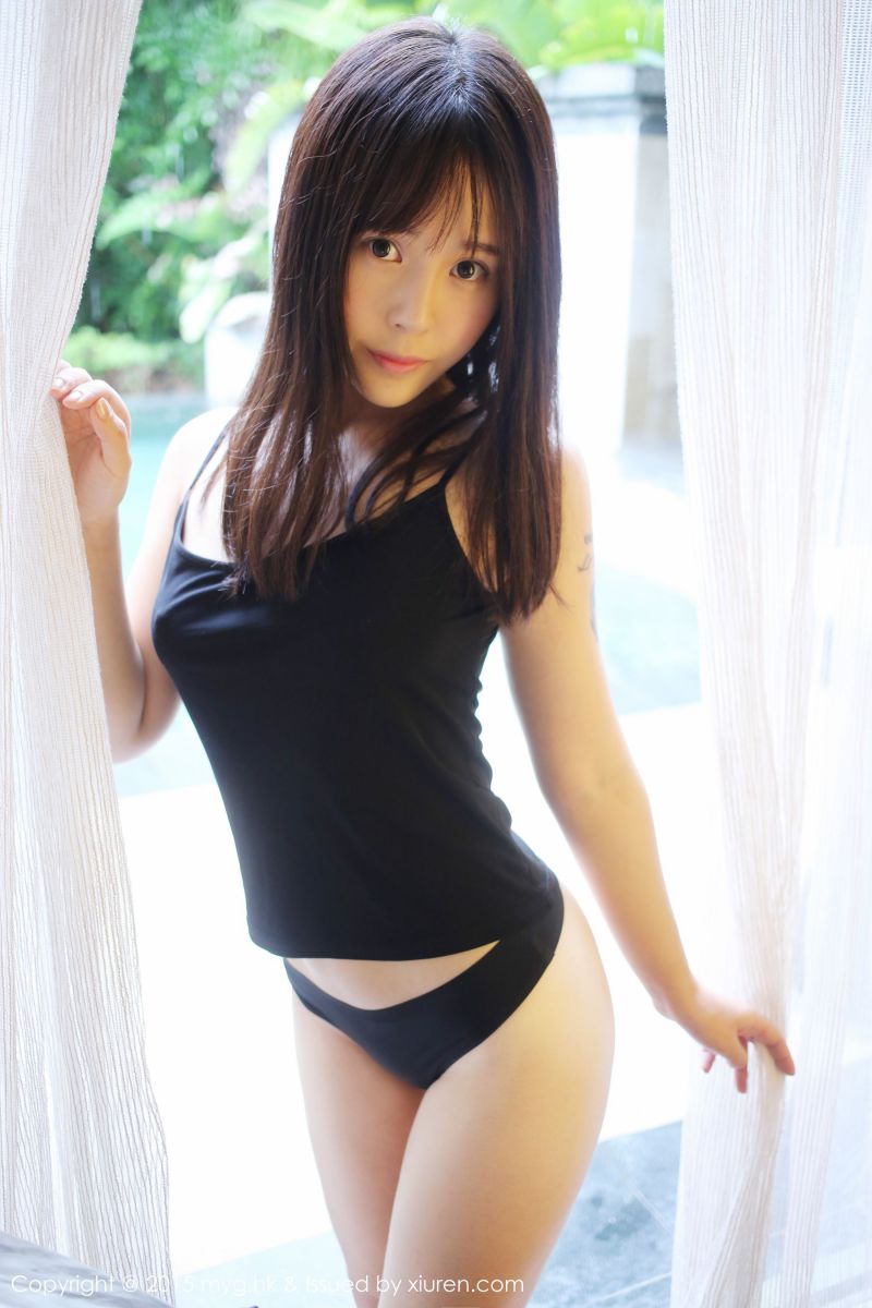 丰满美人艾莉Evelyn无遮罩套图