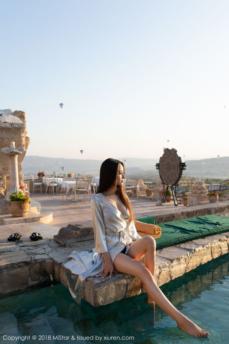 绝色 网红穆菲菲无遮罩照片