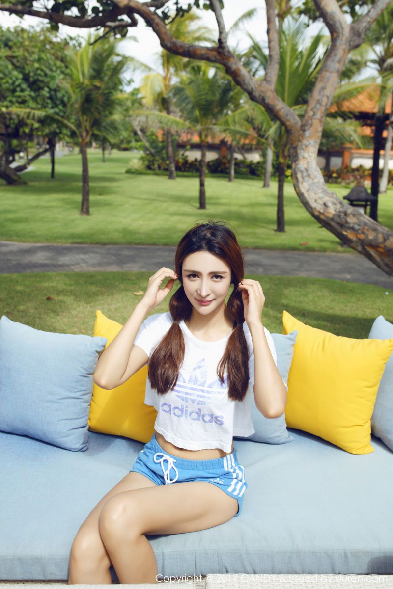 漂亮模特伊莉娜无光无遮图片写真