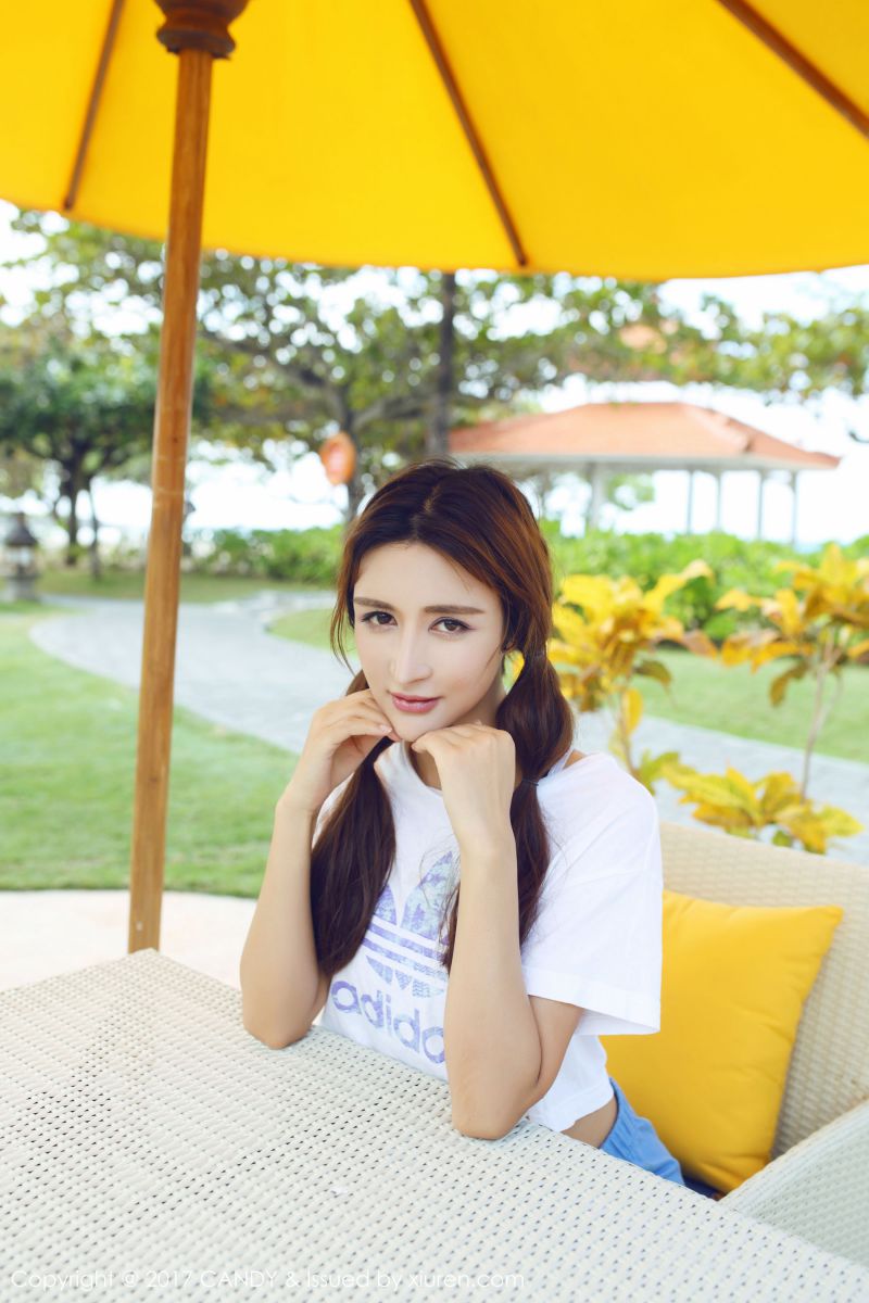 漂亮模特伊莉娜无光无遮图片写真