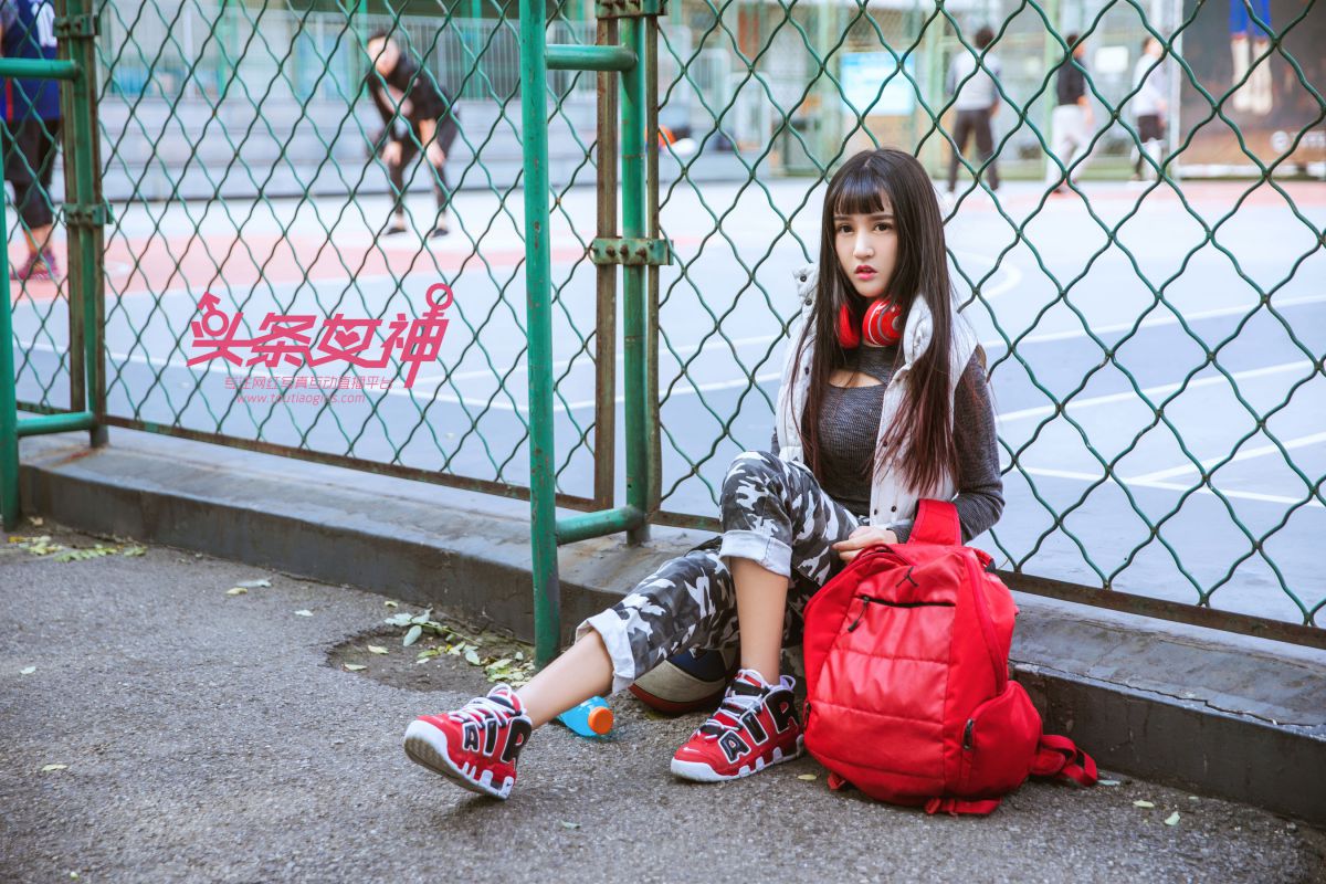 丰腴萝莉白一晗Queen木有圣光福利