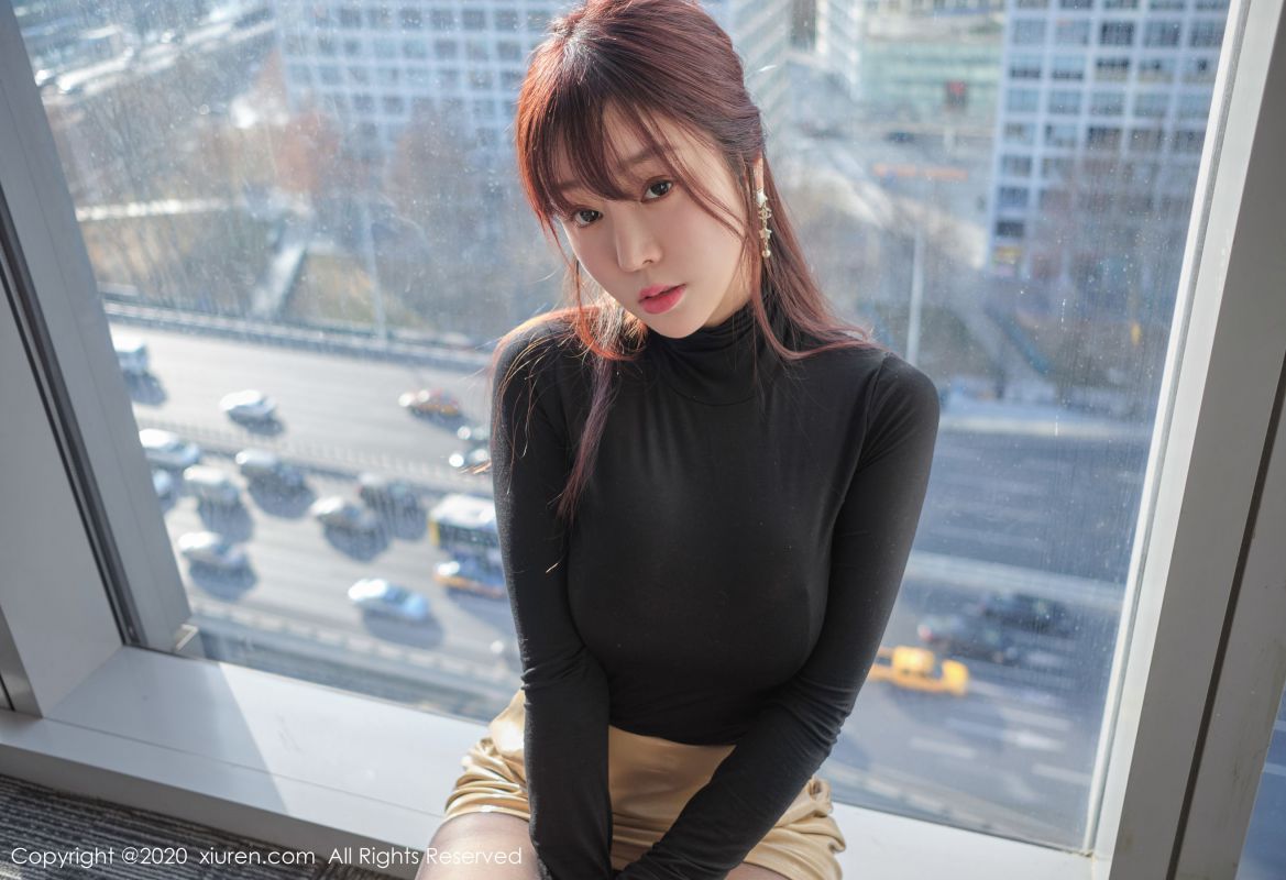 妩媚少女王雨纯无遮罩私拍