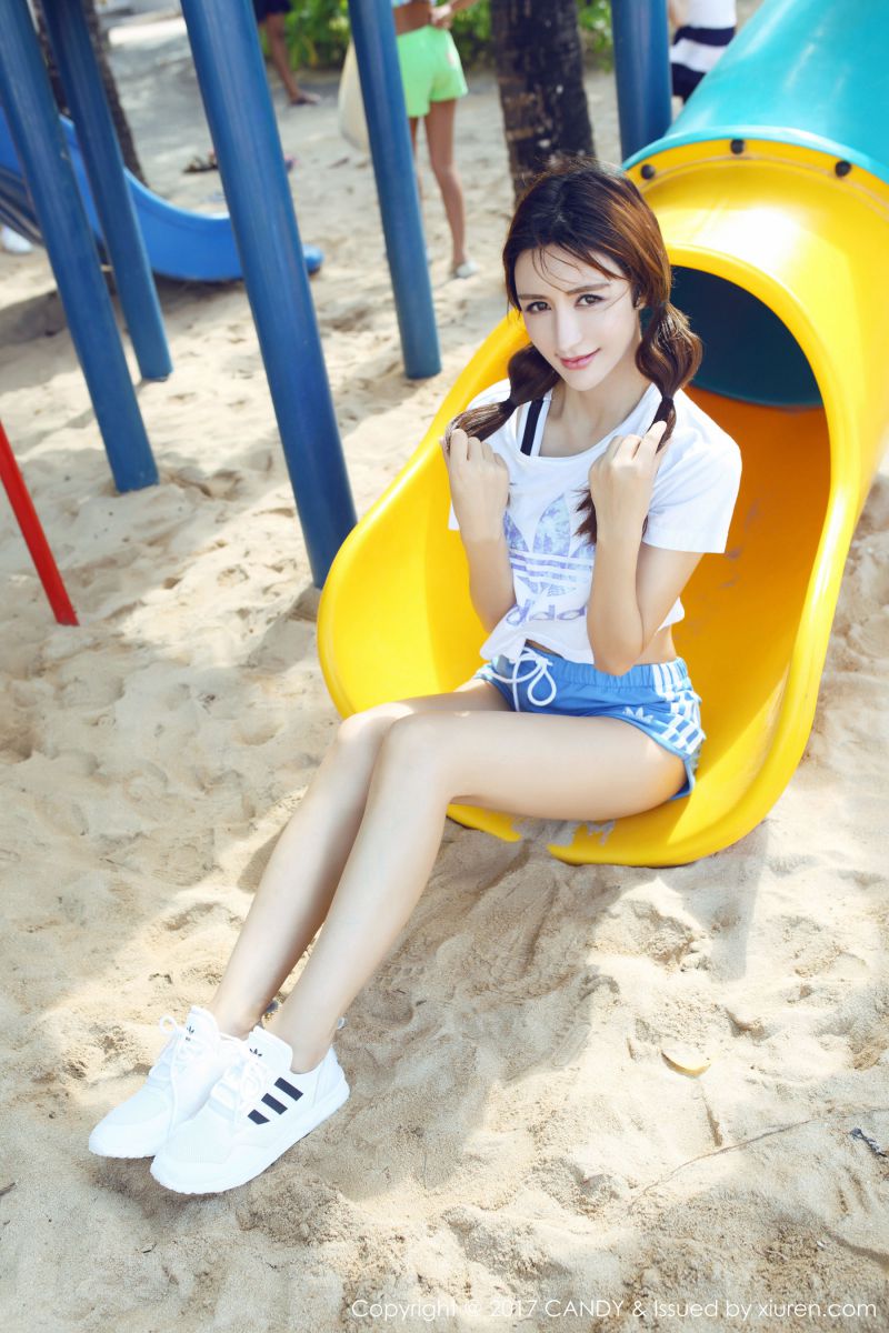 丰腴嫩模伊莉娜无删原图