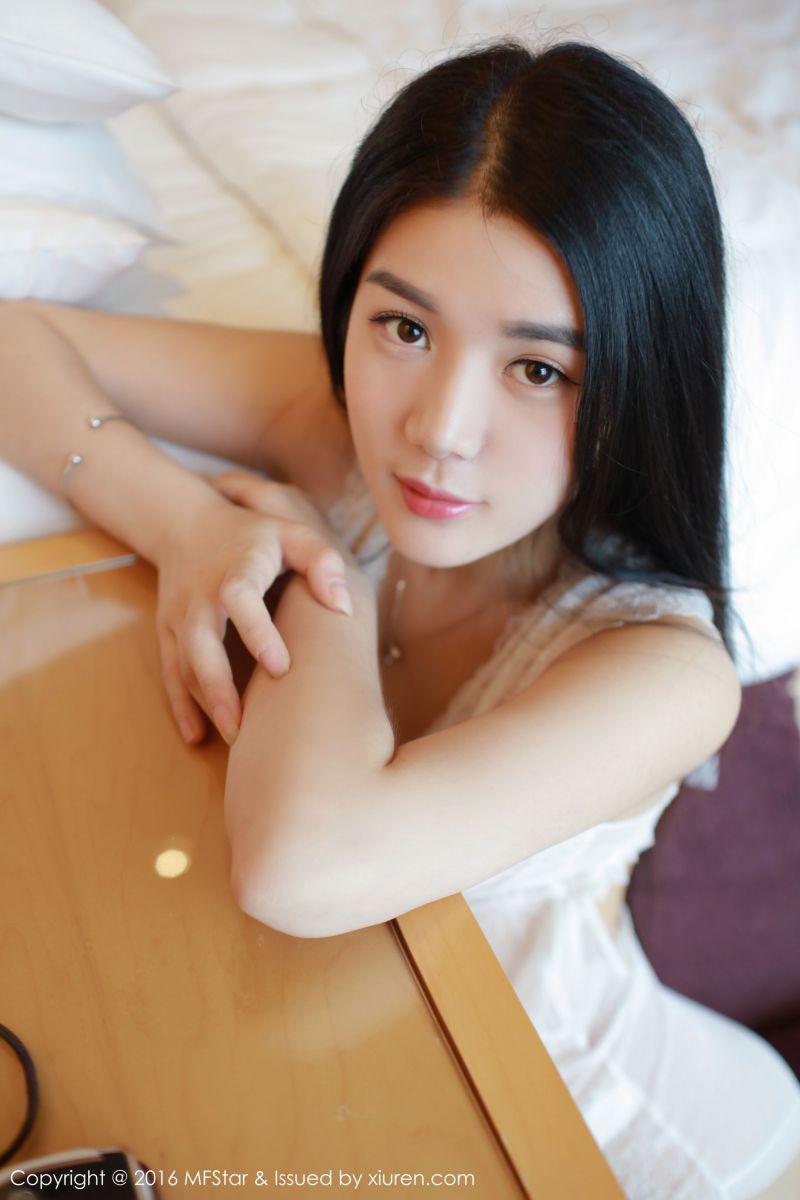 妩媚网红王梓童Doirs零圣光福利