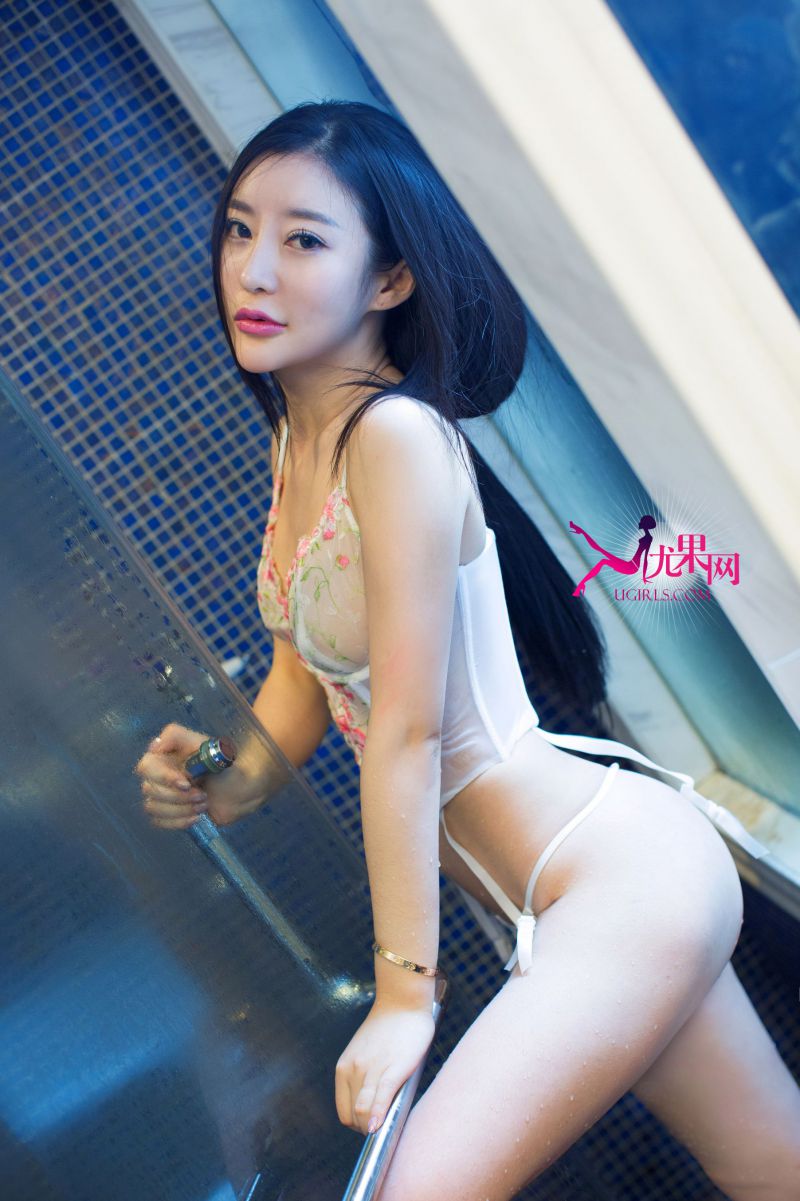 妩媚嫩模佟蔓木有圣光番号