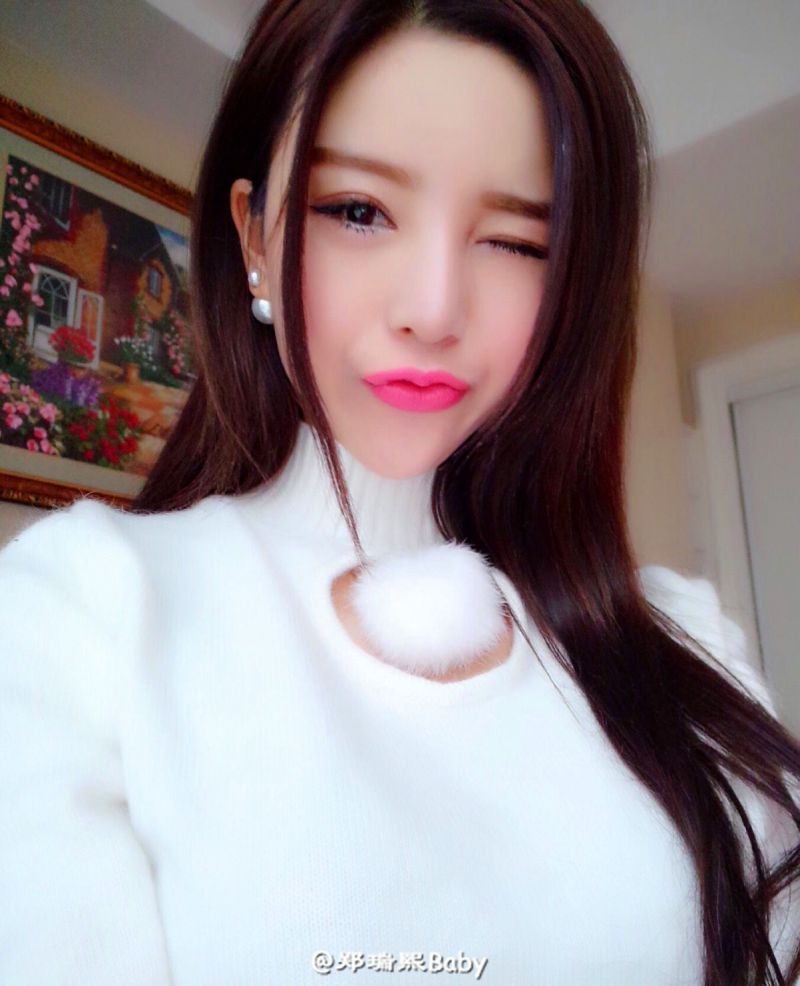 妩媚嫩模郑瑞熙Mirui半圣光相册