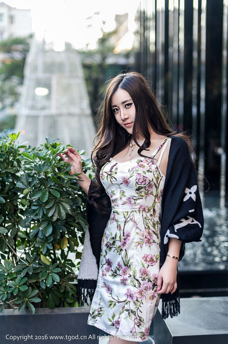 白嫩女神王婉悠Queen木有删经典