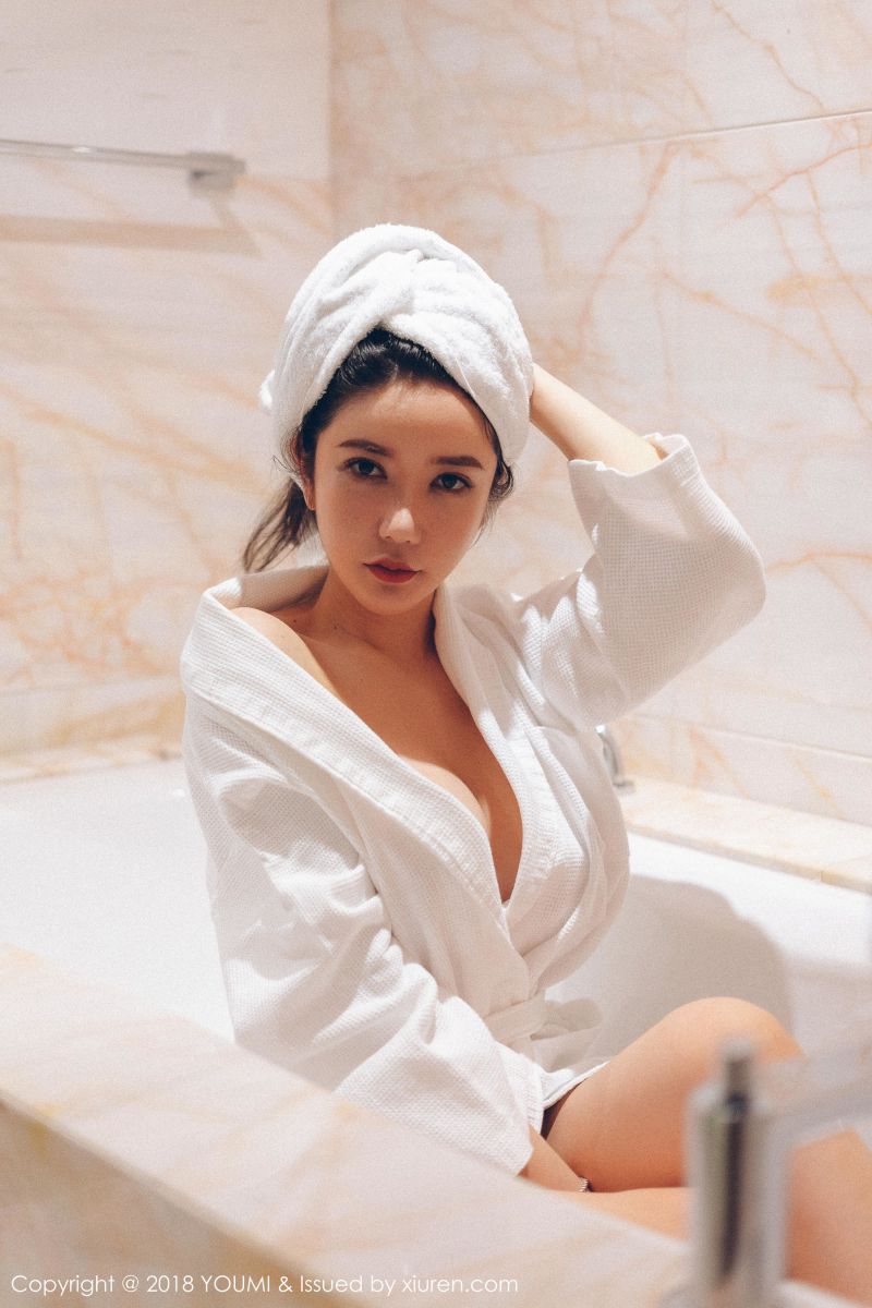 诱人美女李妍曦Nina木有遮写真