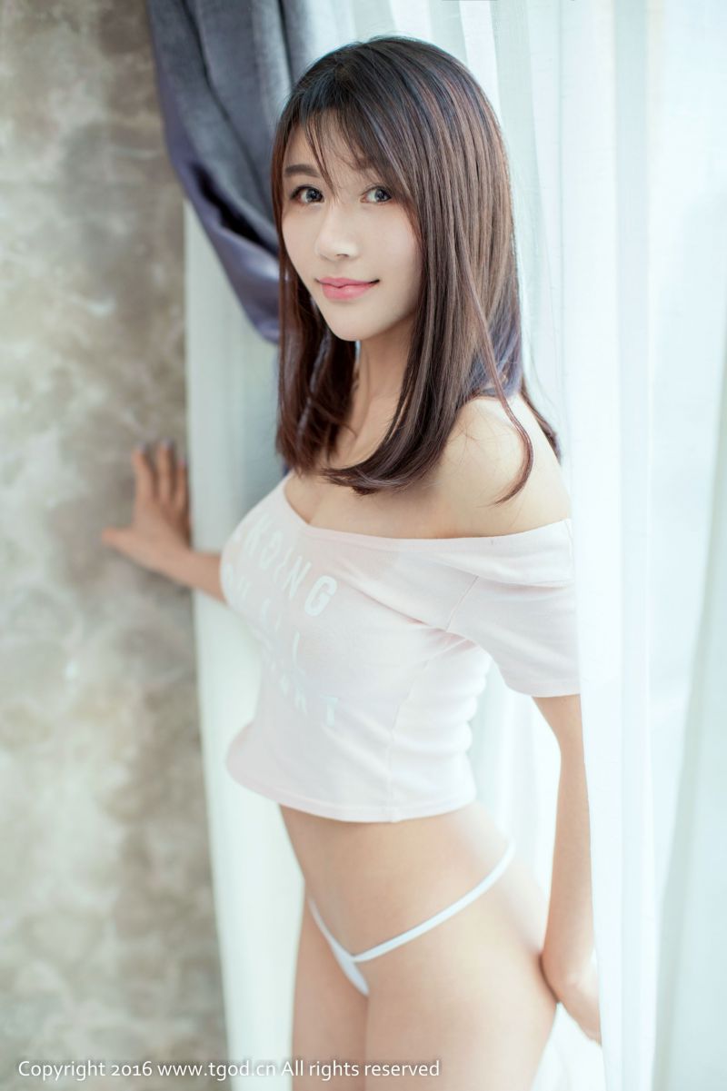 绝色萝莉宋梓诺Bee半圣光专辑